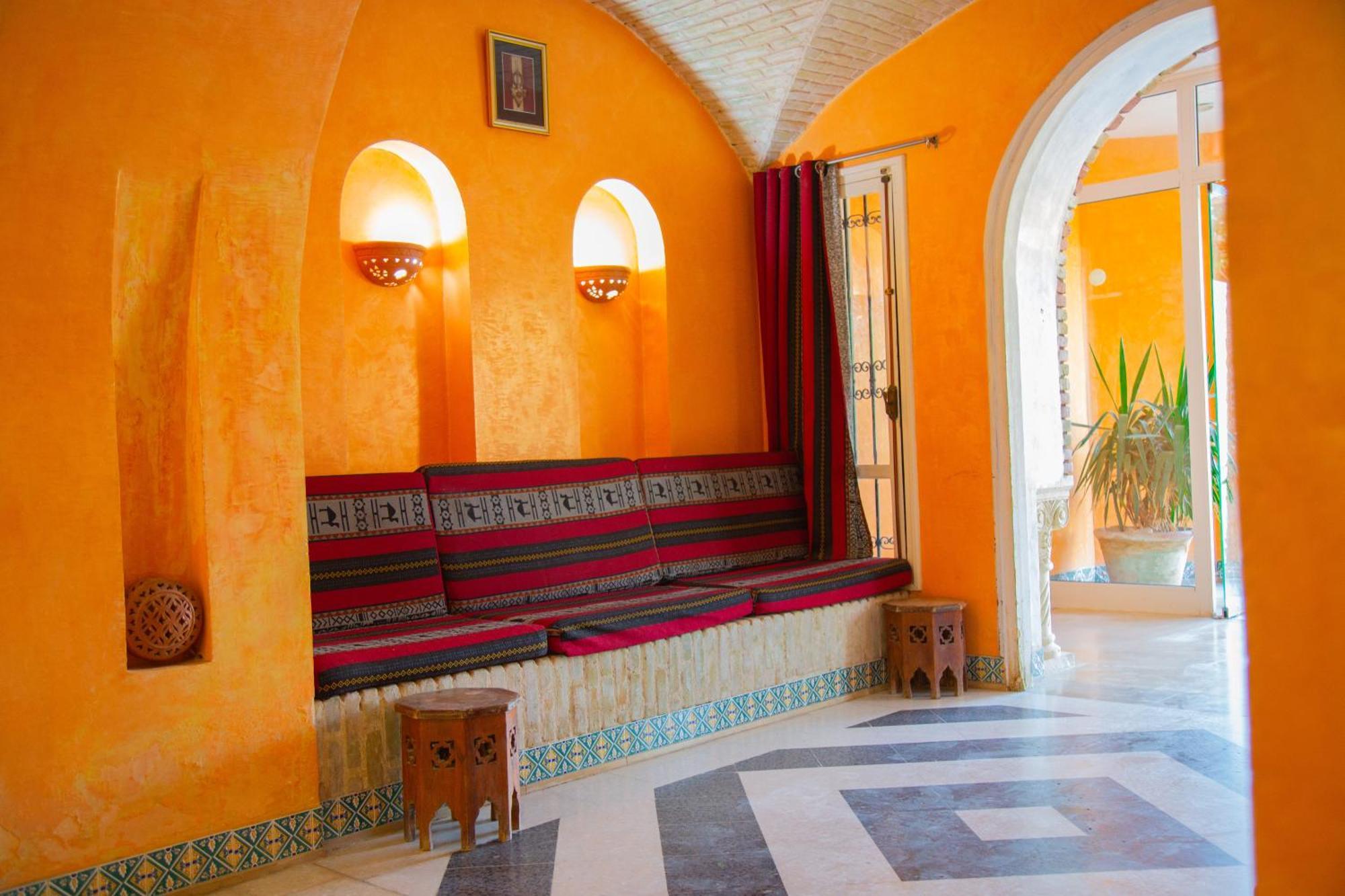 Residence El Arich Таузар Экстерьер фото